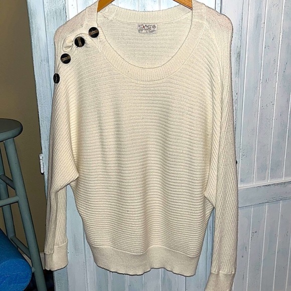 Beige Dolan Sleeve Sweater Size Large - Picture 1 of 6